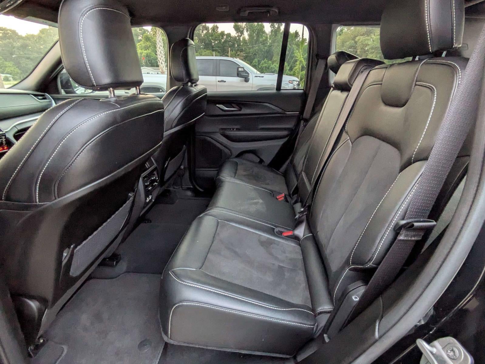 2025 Jeep Grand Cherokee Altitude 4x4