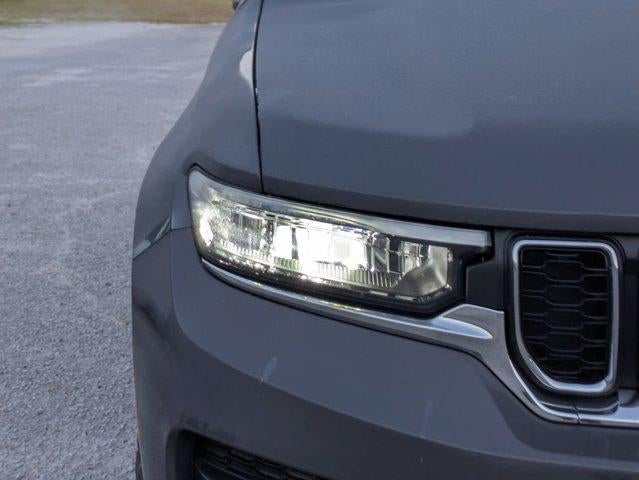 2025 Jeep Grand Cherokee Laredo 4x4