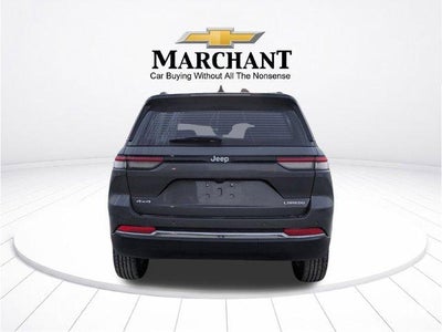 2025 Jeep Grand Cherokee Laredo 4x4