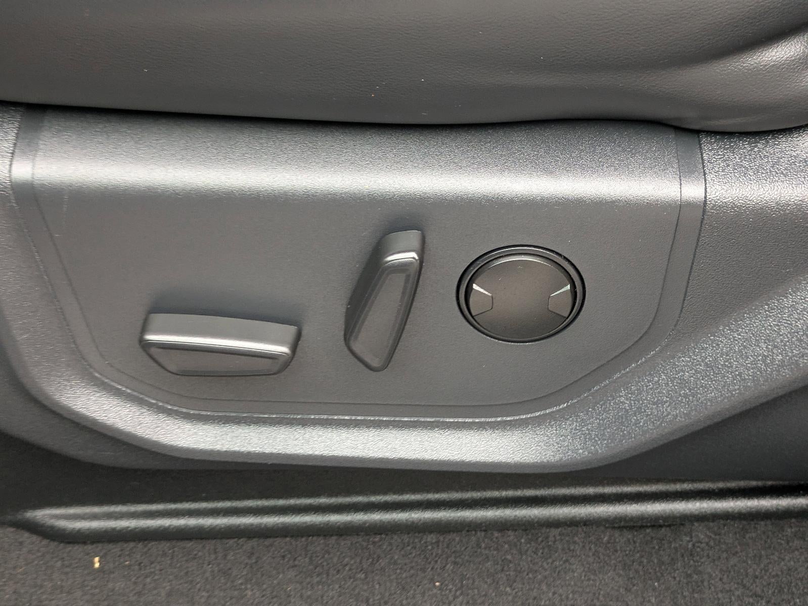 2024 Ford Expedition Max XLT 4x2