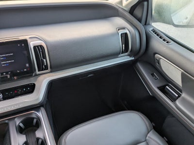 2025 Ford Expedition Active 4x4