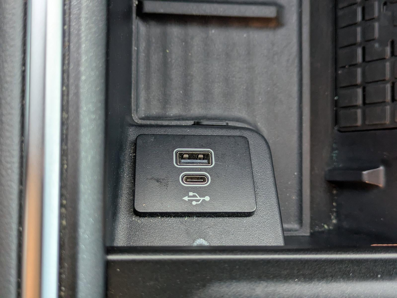 2025 Ford Expedition Active 4x4