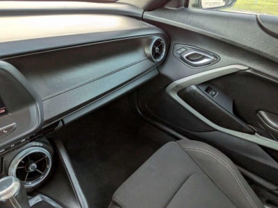 2023 Chevrolet Camaro 2dr Convertible 1LT
