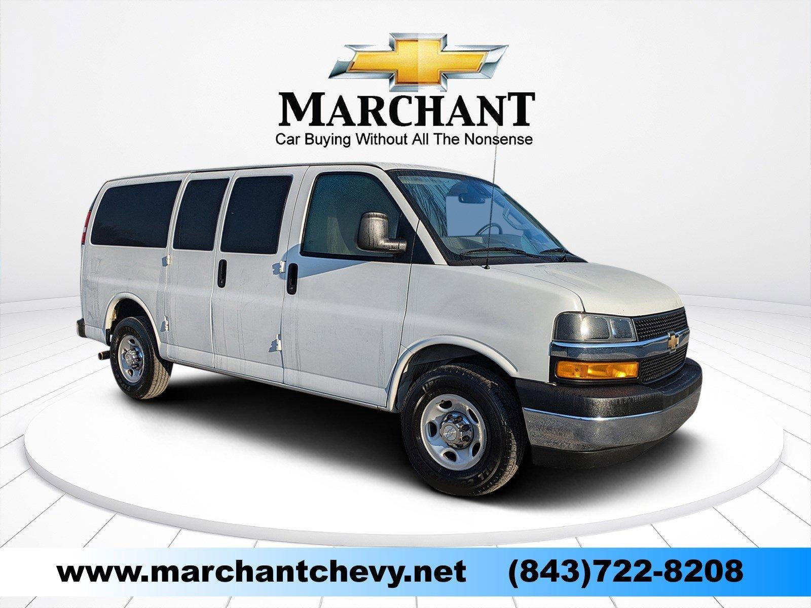 2020 Chevrolet Express Passenger 2500 2500 Regular Wheelbase Rear-Wheel Drive 1LT