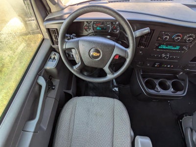 2020 Chevrolet Express Passenger 2500 2500 Regular Wheelbase Rear-Wheel Drive 1LT