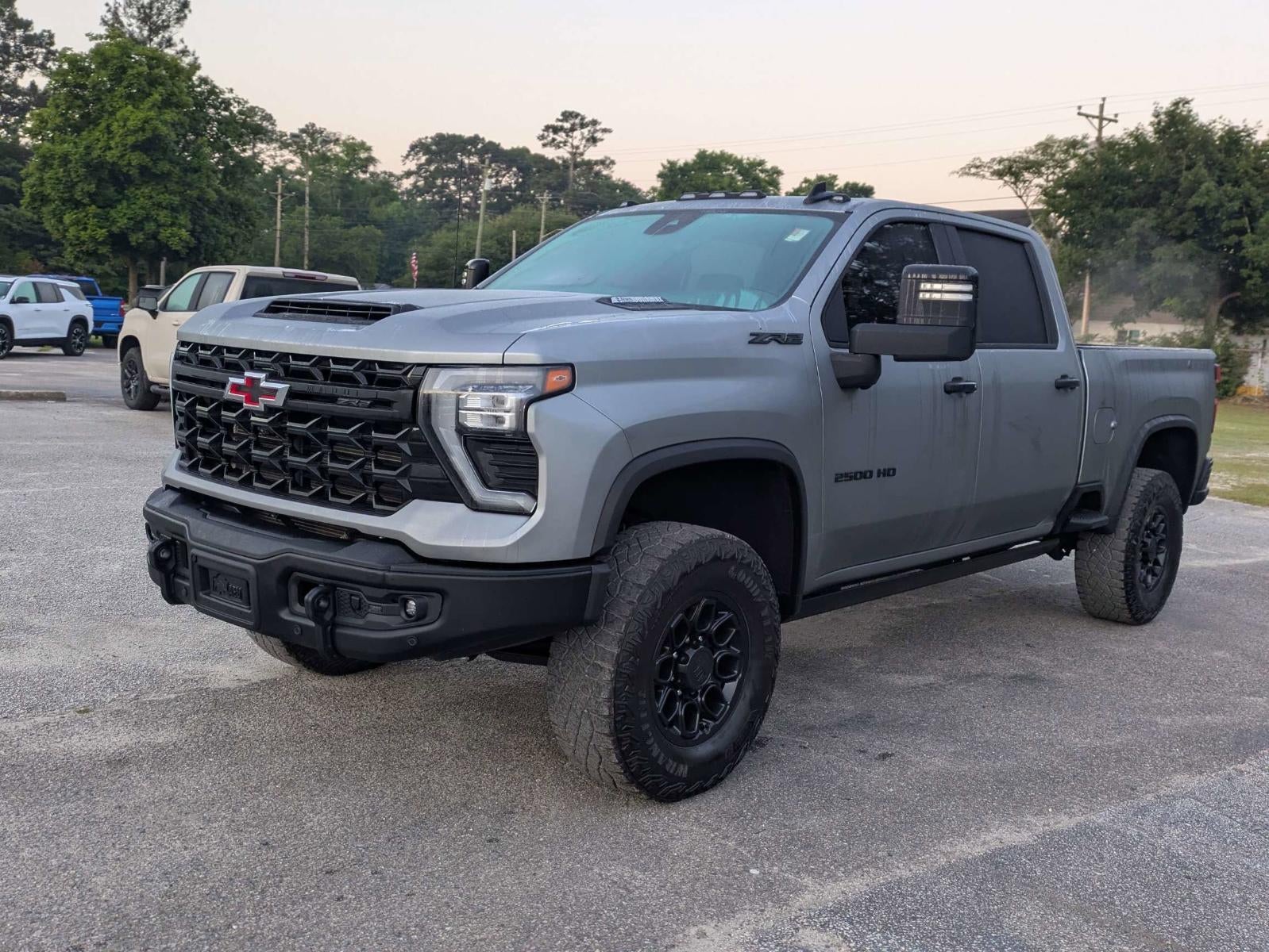 2025 Chevrolet Silverado 2500 HD Crew Cab Standard Box 4-Wheel Drive ZR2