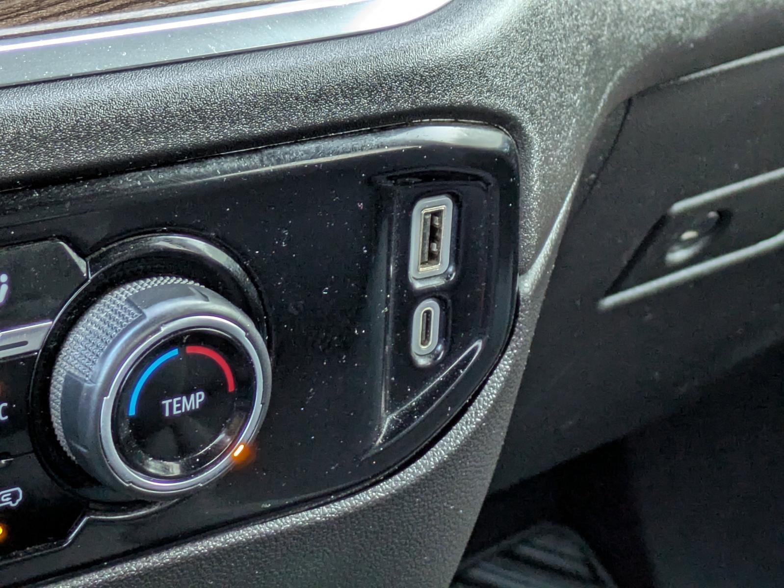 2024 Chevrolet Silverado 3500 HD Crew Cab Long Box 4-Wheel Drive LT