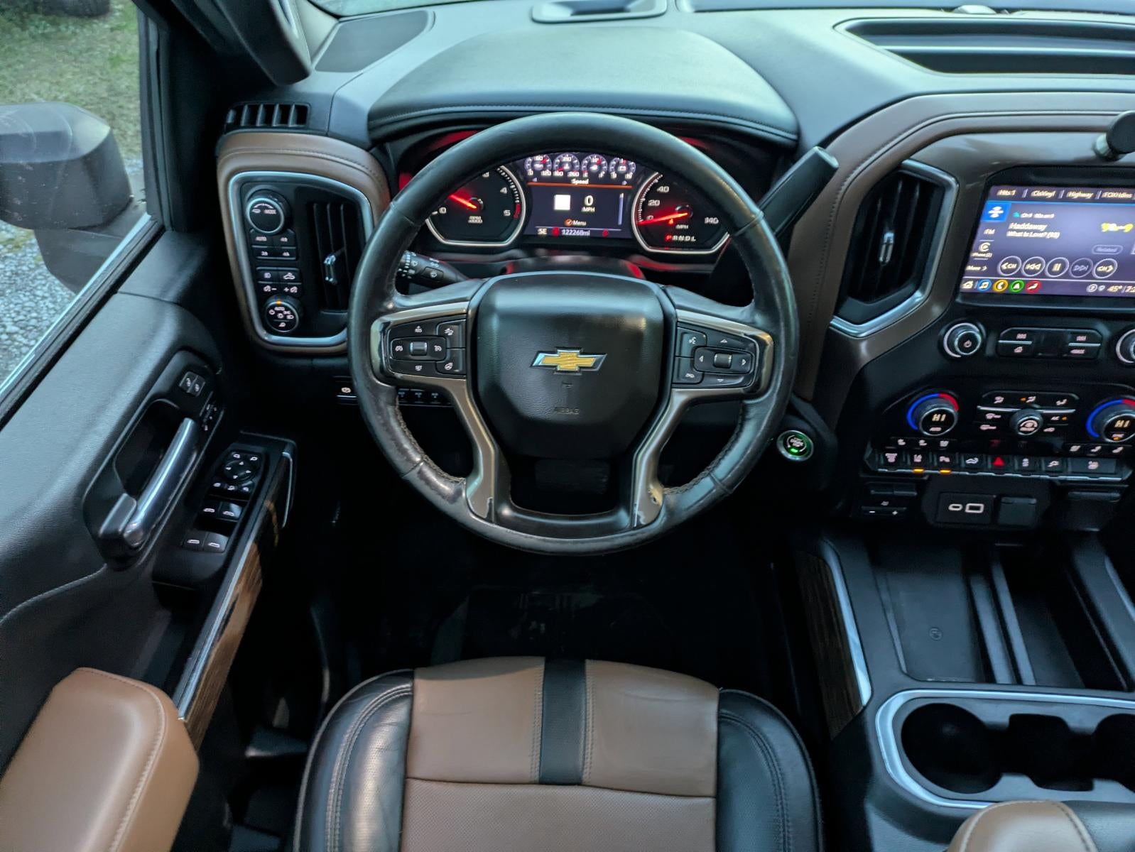 2022 Chevrolet Silverado 3500 HD Crew Cab Long Box 4-Wheel Drive High Country