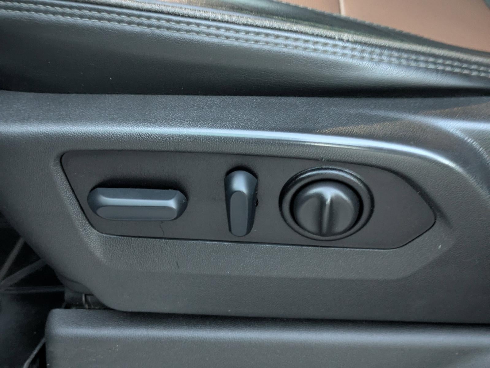 2022 Chevrolet Silverado 3500 HD Crew Cab Long Box 4-Wheel Drive High Country