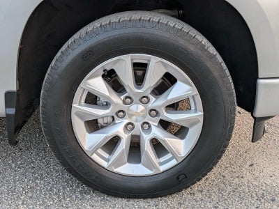 2022 Chevrolet Silverado 1500 Crew Cab Short Box 2-Wheel Drive Custom