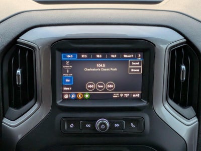 2022 Chevrolet Silverado 1500 Crew Cab Short Box 2-Wheel Drive Custom