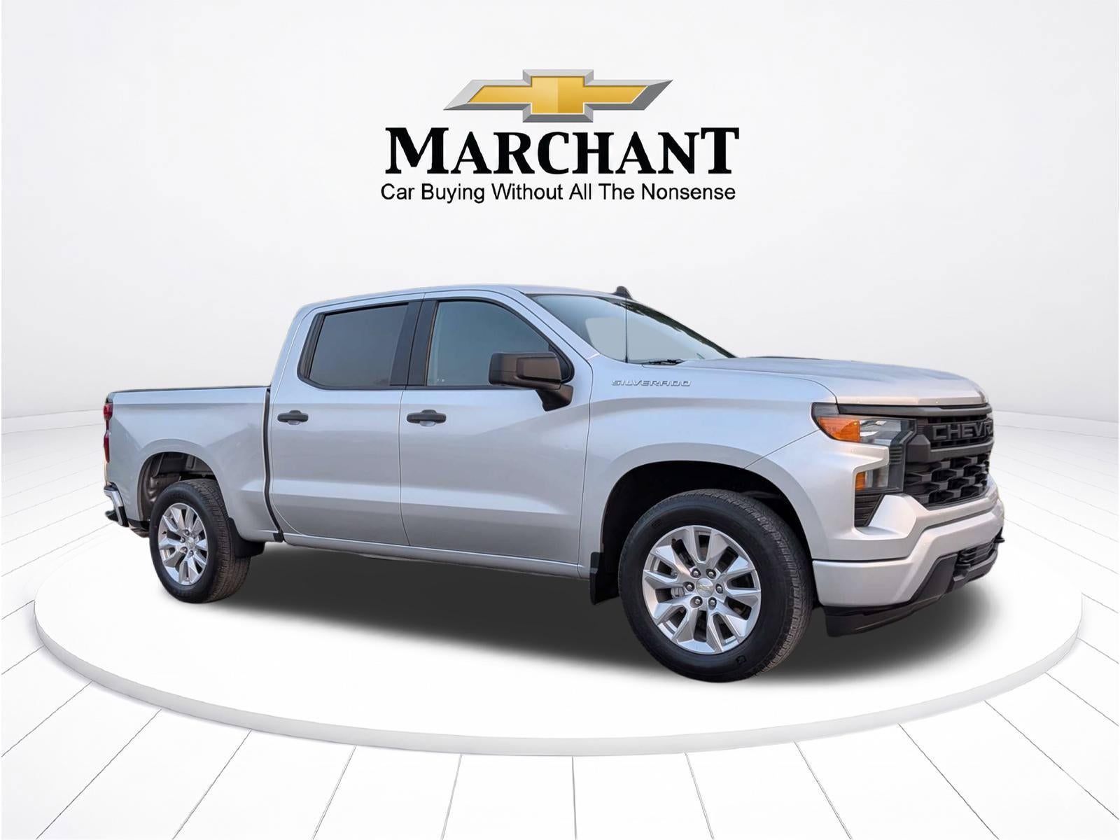 2022 Chevrolet Silverado 1500 Crew Cab Short Box 2-Wheel Drive Custom