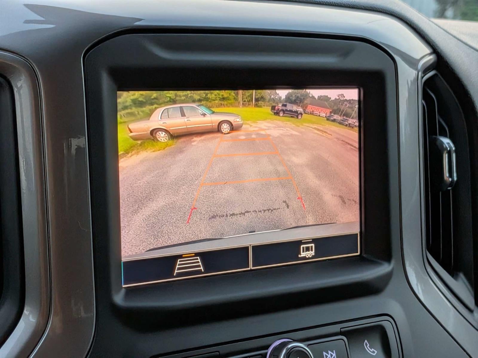 2022 Chevrolet Silverado 1500 Crew Cab Short Box 2-Wheel Drive Custom