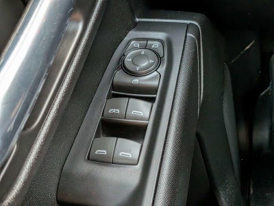 2022 Chevrolet Silverado 1500 Crew Cab Short Box 2-Wheel Drive Custom
