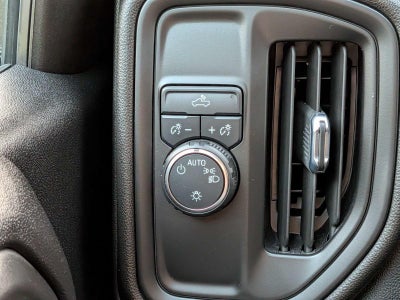 2022 Chevrolet Silverado 1500 Crew Cab Short Box 2-Wheel Drive Custom