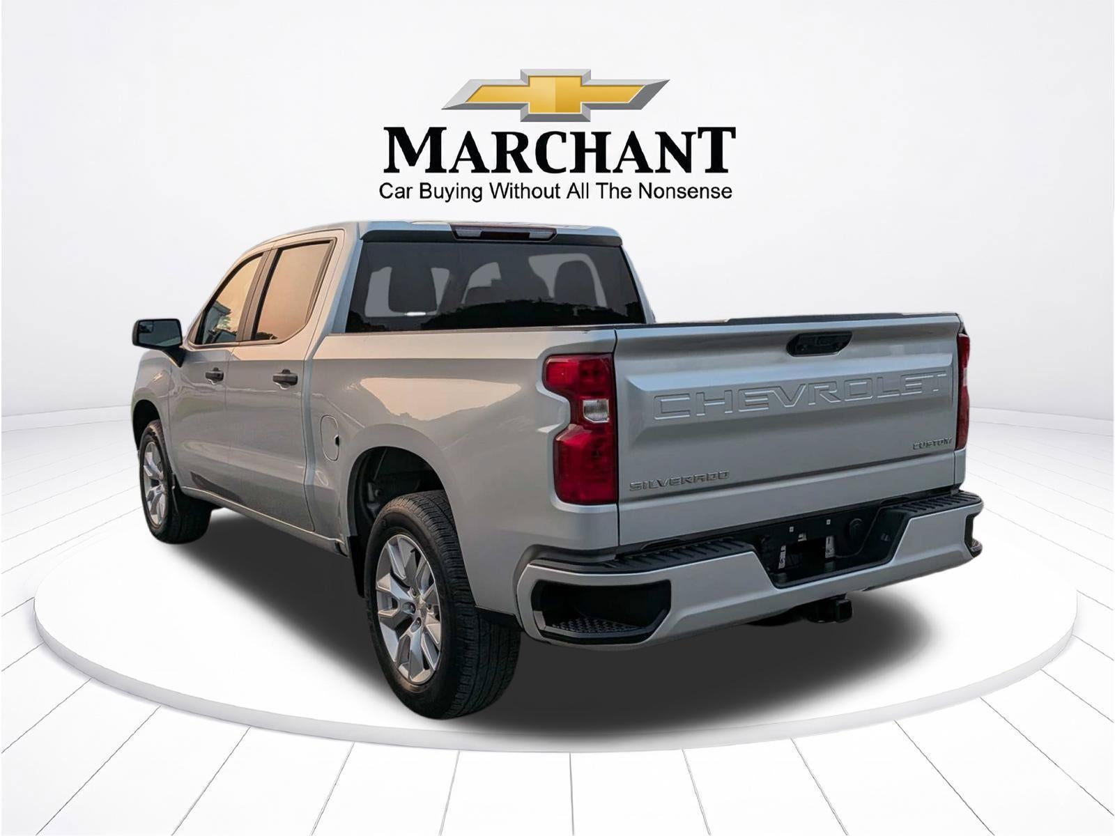 2022 Chevrolet Silverado 1500 Crew Cab Short Box 2-Wheel Drive Custom