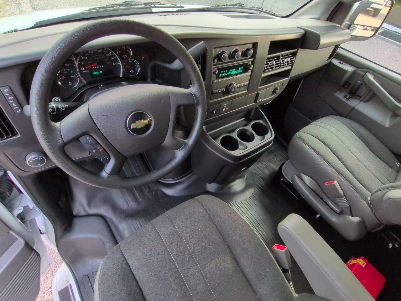 2025 Chevrolet Express Cargo 2500 Regular Wheelbase Rear-Wheel Drive
