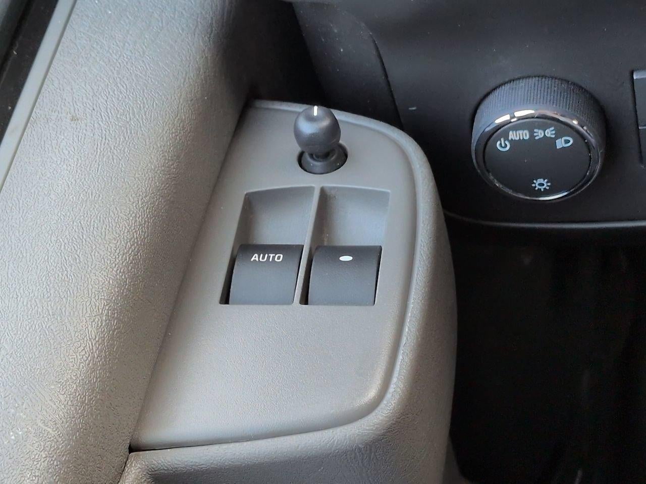 2025 Chevrolet Express Cargo 2500 Regular Wheelbase Rear-Wheel Drive