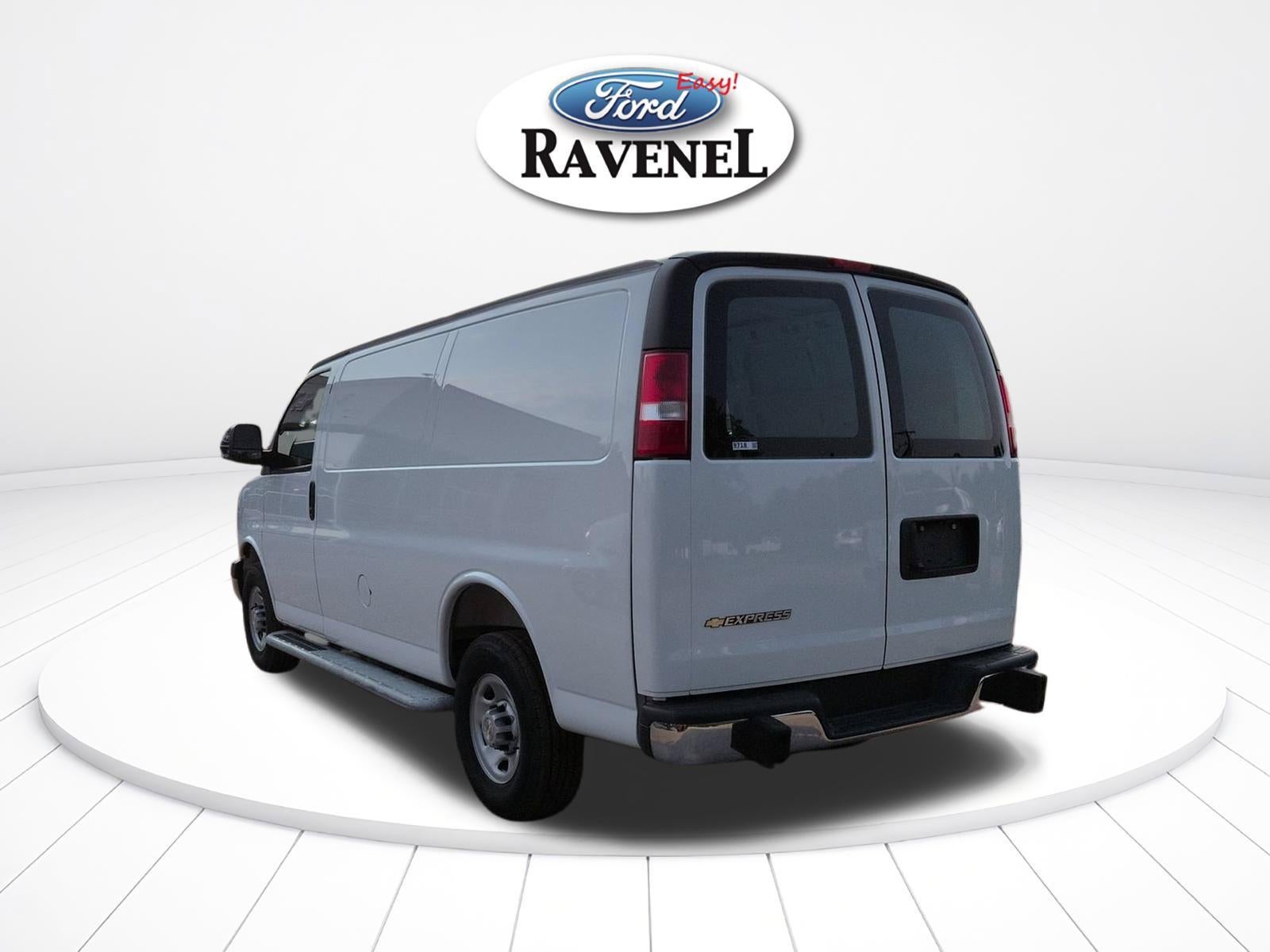 2025 Chevrolet Express Cargo 2500 Regular Wheelbase Rear-Wheel Drive