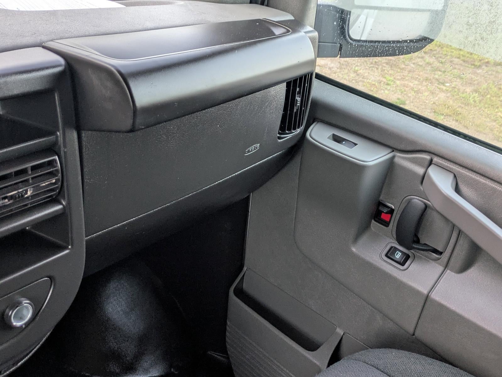 2024 Chevrolet Express Cargo 2500 2500 Regular Wheelbase Rear-Wheel Drive