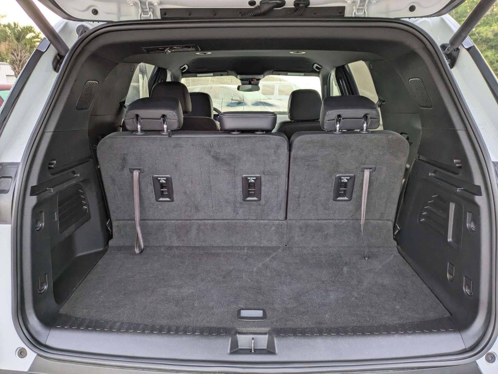 2025 Chevrolet Traverse LT w/1LT