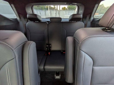2025 Chevrolet Traverse LT w/1LT