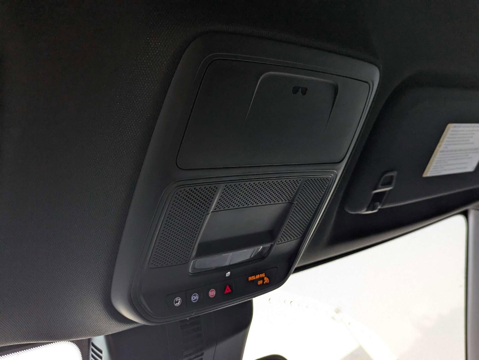 2025 Chevrolet Traverse LT w/1LT