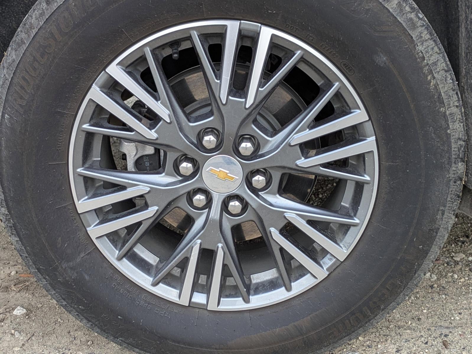 2025 Chevrolet Traverse LT w/1LT