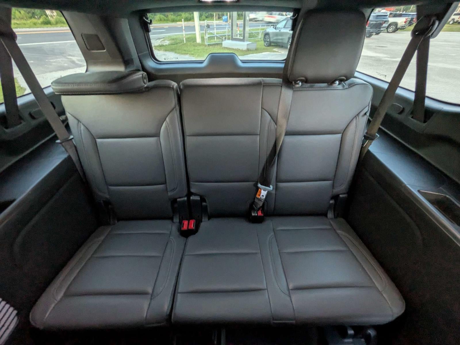 2025 Chevrolet Suburban 4WD Z71