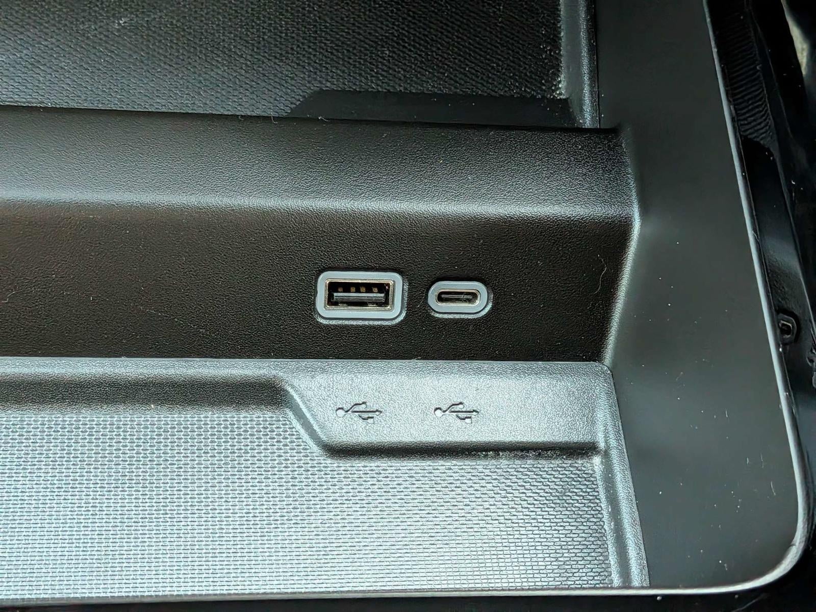 2025 Chevrolet Suburban 4WD Z71