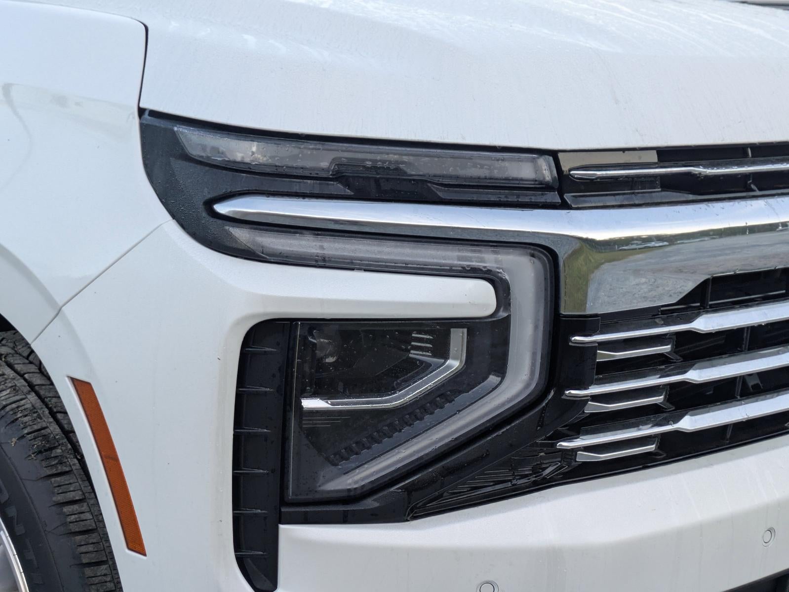 2025 Chevrolet Suburban 4WD Premier