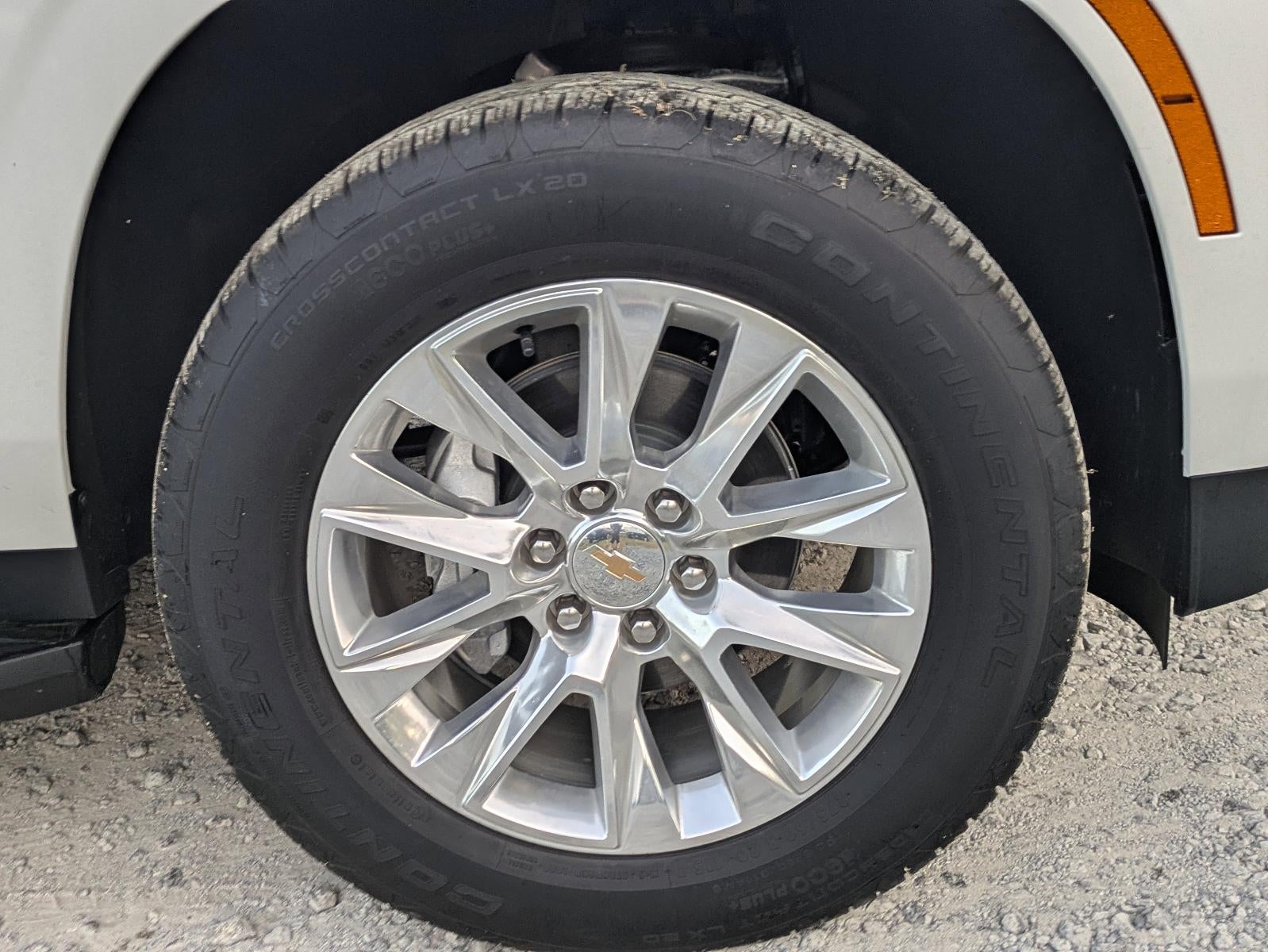 2025 Chevrolet Suburban 4WD Premier