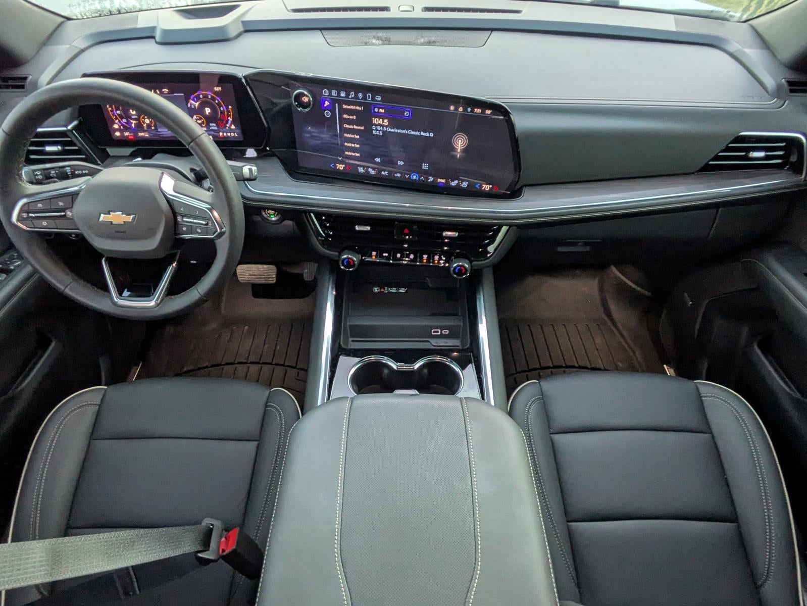 2025 Chevrolet Suburban 4WD Premier