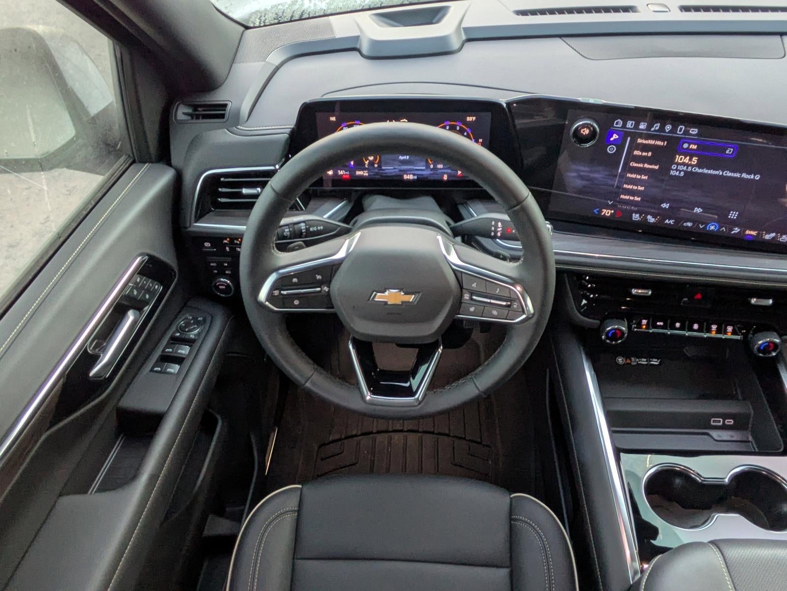 2025 Chevrolet Suburban 4WD Premier