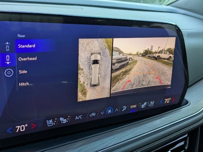 2025 Chevrolet Suburban 4WD Premier