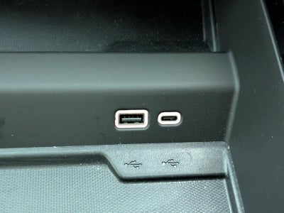 2025 Chevrolet Suburban 4WD Premier