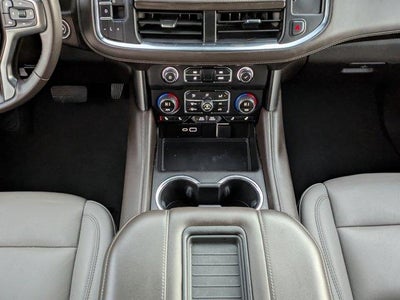 2024 Chevrolet Suburban 2WD LT