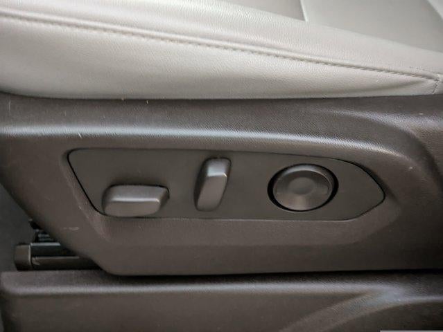 2024 Chevrolet Suburban 2WD LT