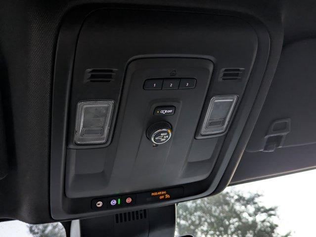 2024 Chevrolet Suburban 2WD LT