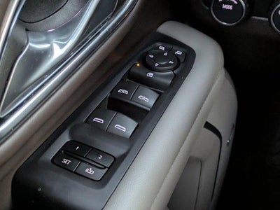 2024 Chevrolet Suburban 2WD LT