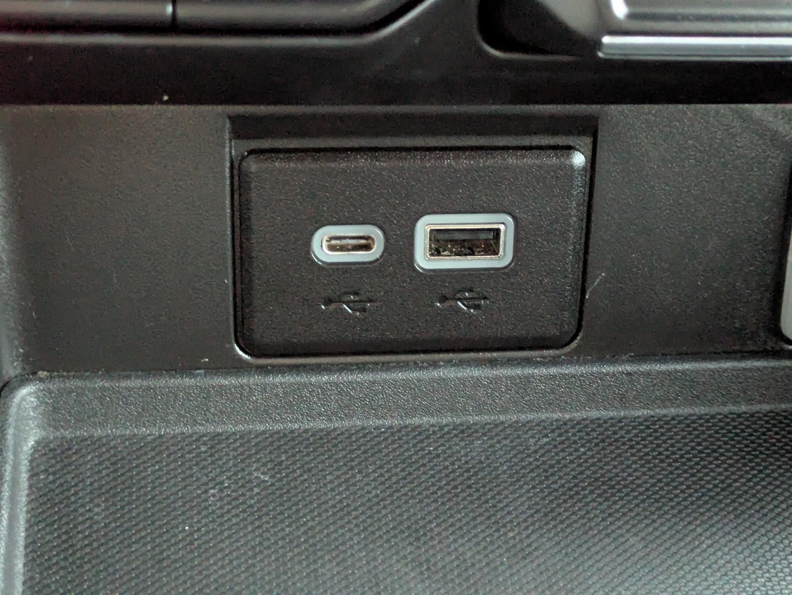 2022 Chevrolet Tahoe 4WD RST