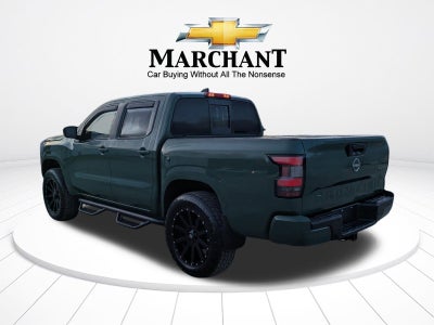2022 Nissan Frontier Crew Cab 4x4 SV Auto