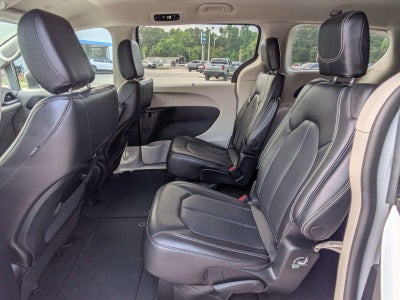 2023 Chrysler Pacifica Touring L FWD