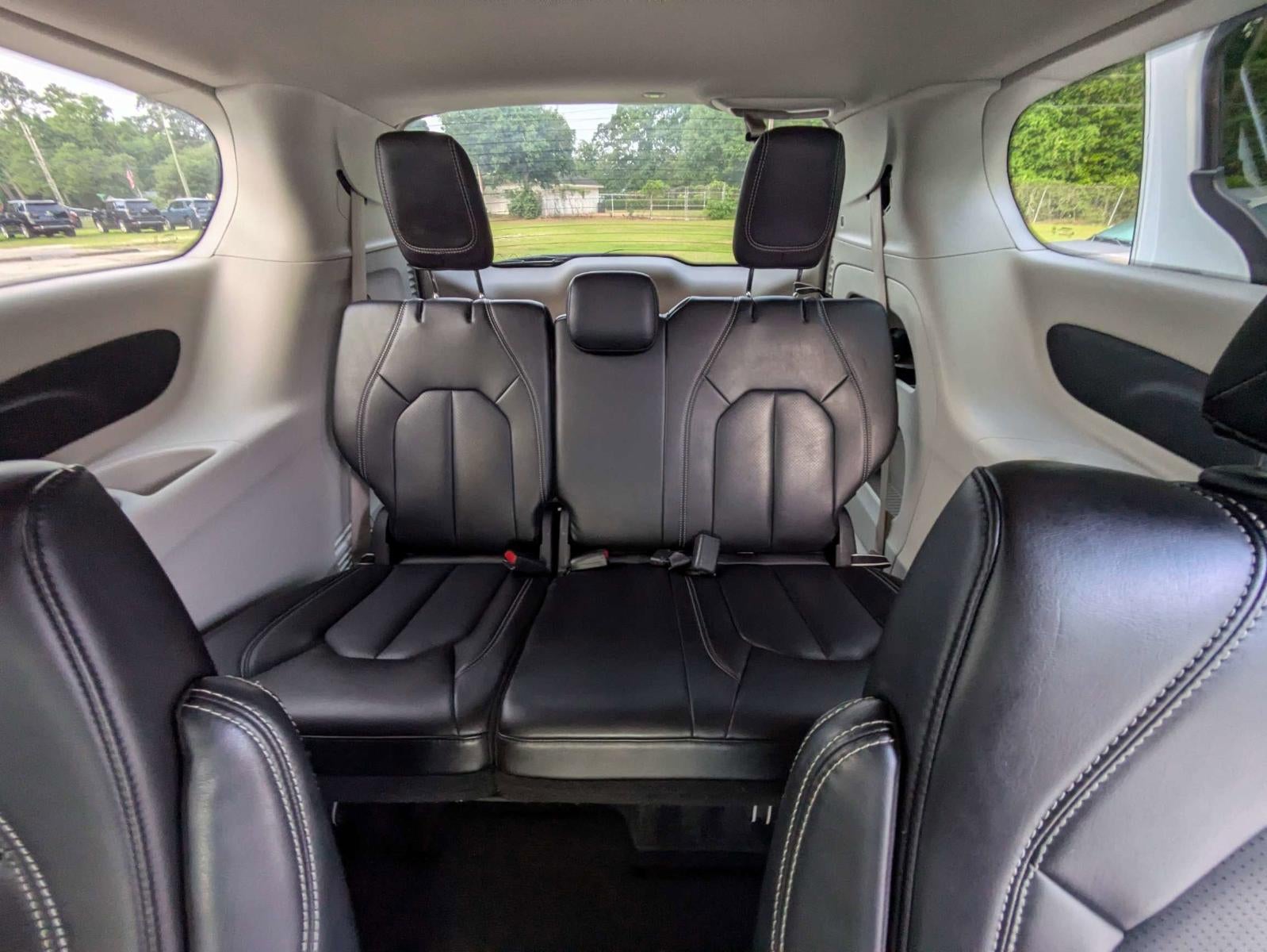 2023 Chrysler Pacifica Touring L FWD