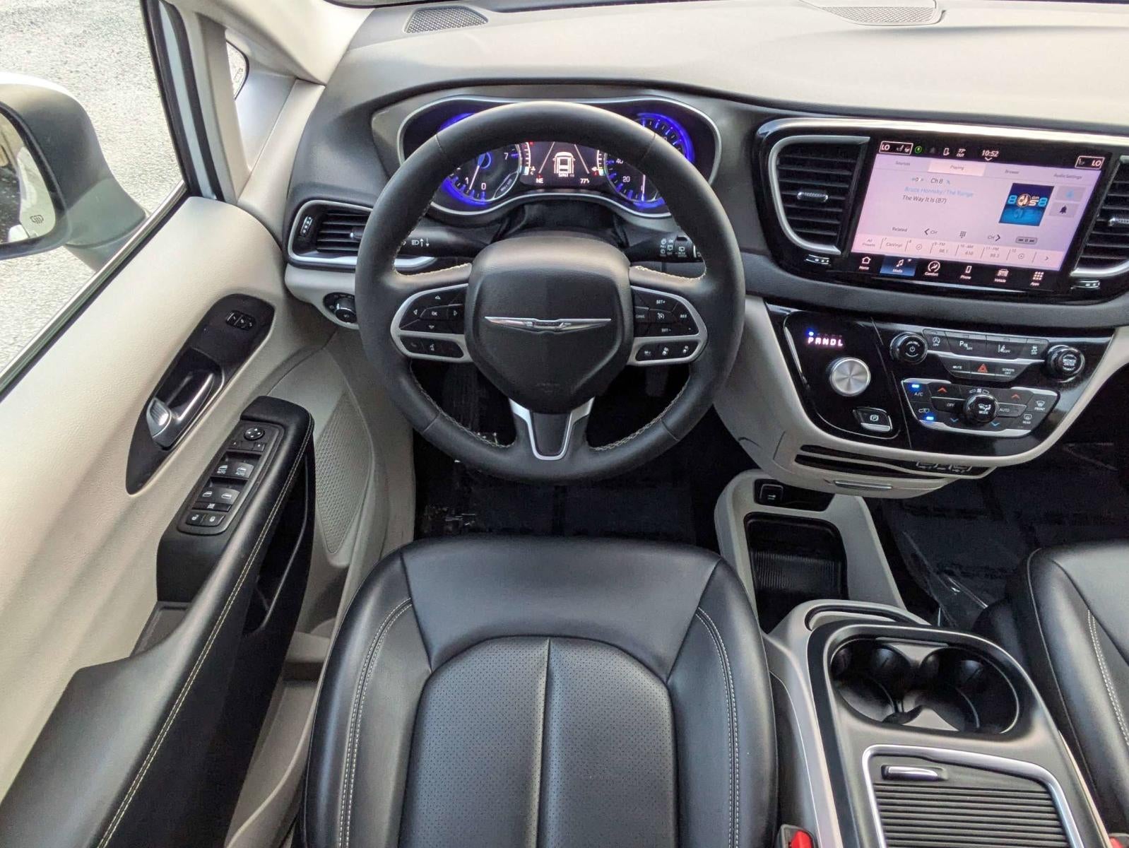 2023 Chrysler Pacifica Touring L FWD