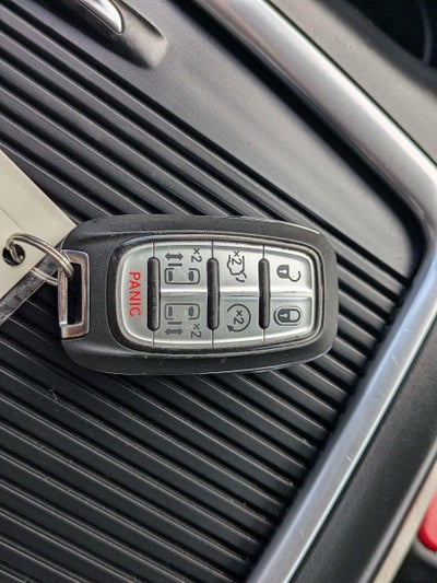 2023 Chrysler Pacifica Touring L FWD
