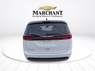 2023 Chrysler Pacifica Touring L FWD