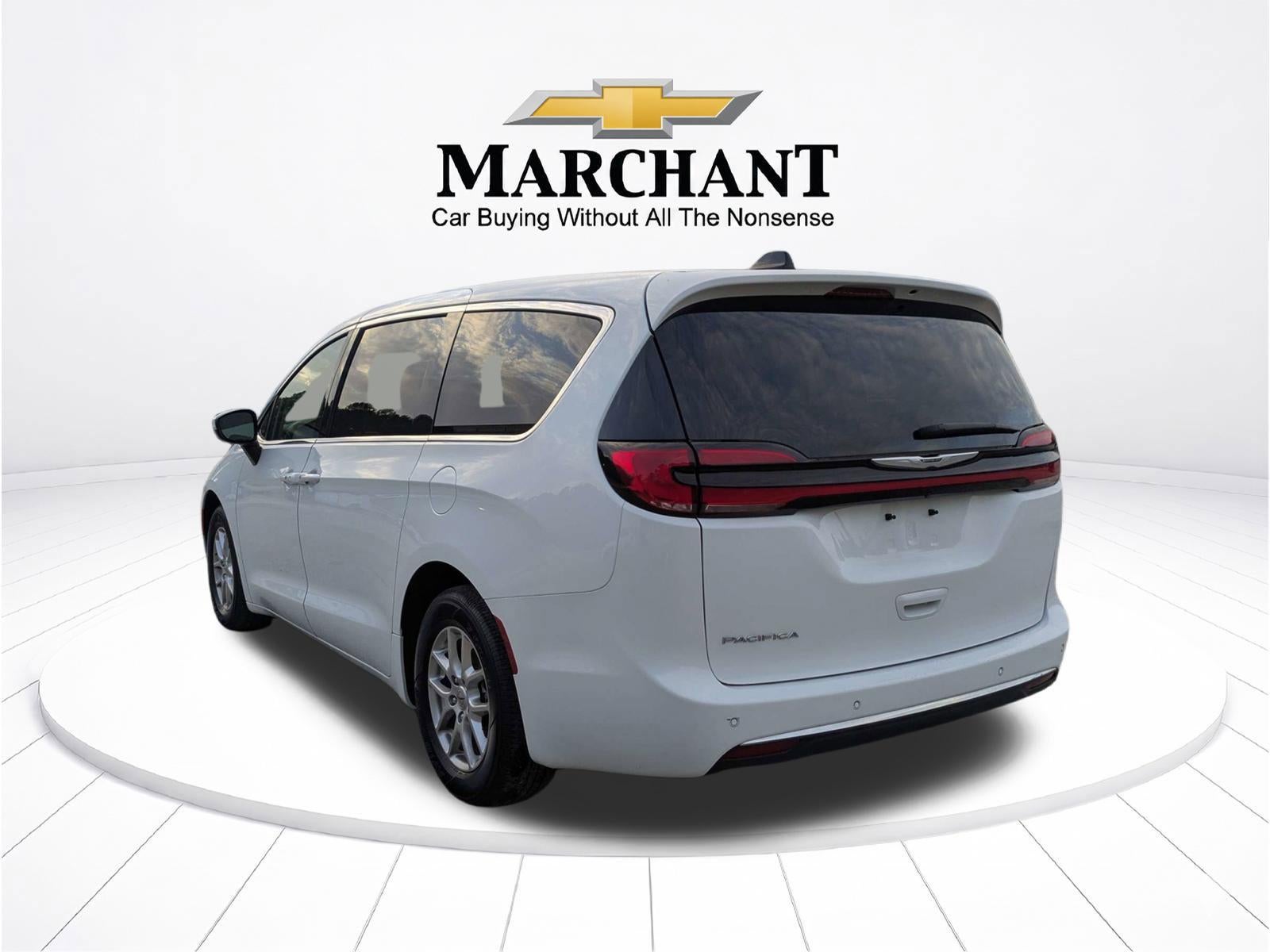 2023 Chrysler Pacifica Touring L FWD