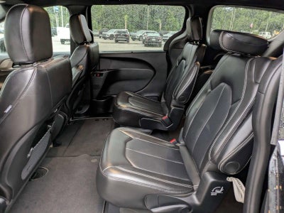 2025 Chrysler Pacifica Select FWD
