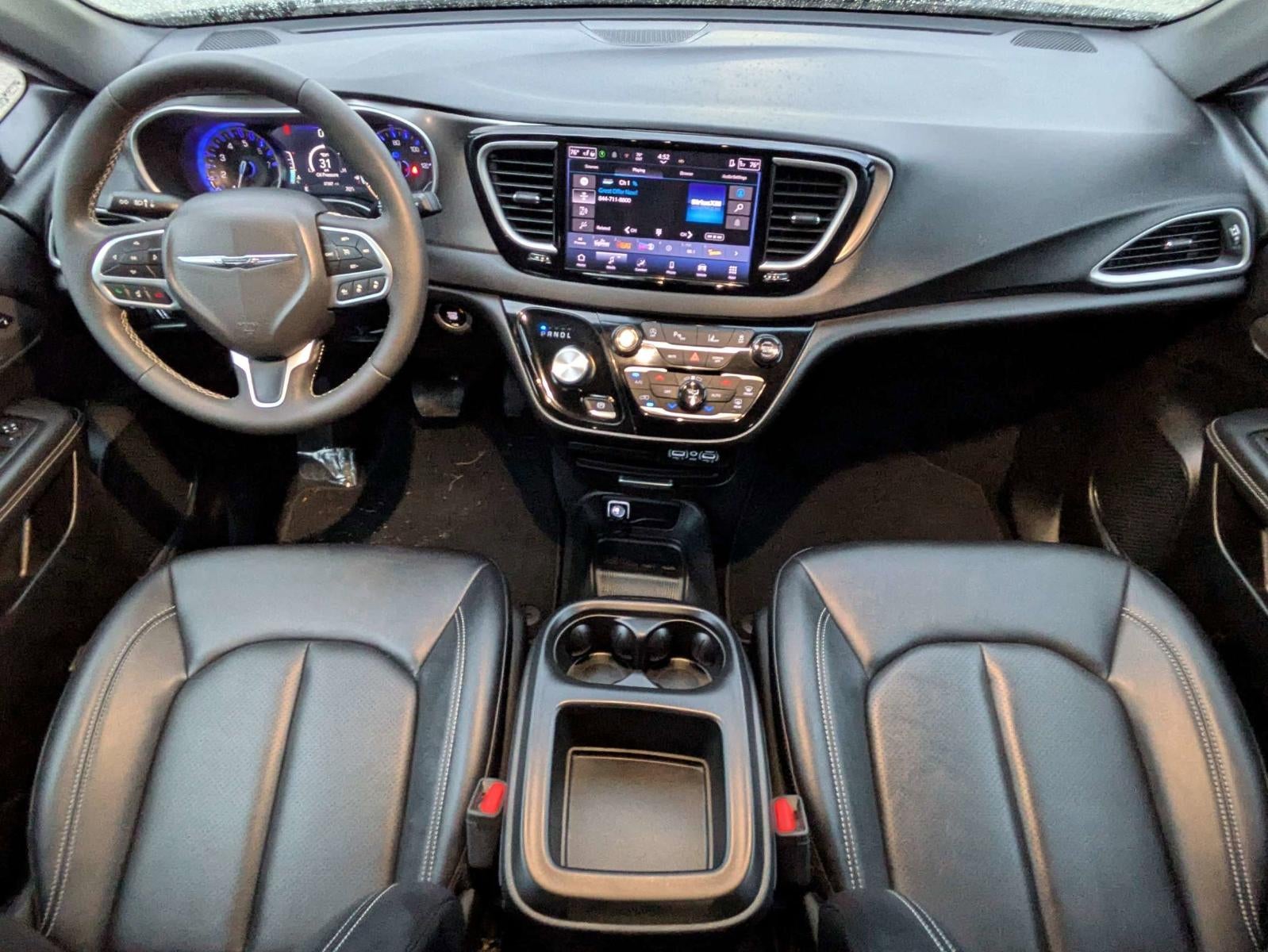 2025 Chrysler Pacifica Select FWD